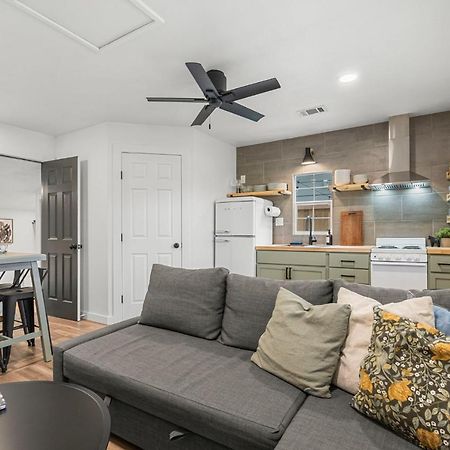 New! The Yellow Door- Downtown Wimberley W/ River Access Exteriör bild