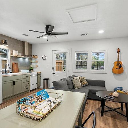New! The Yellow Door- Downtown Wimberley W/ River Access Exteriör bild
