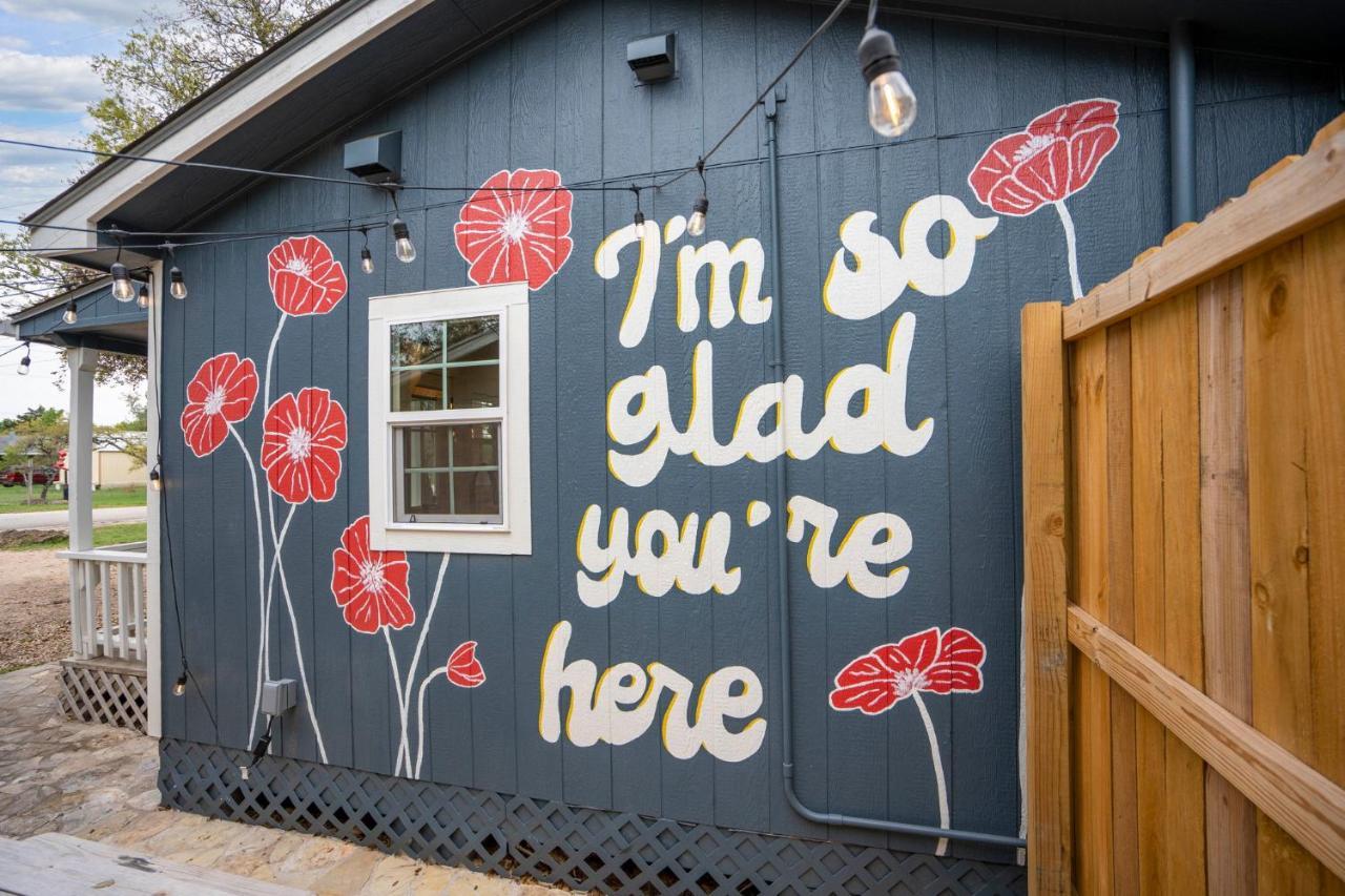 New! The Yellow Door- Downtown Wimberley W/ River Access Exteriör bild