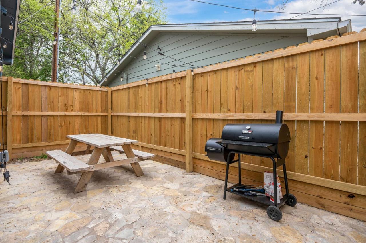 New! The Yellow Door- Downtown Wimberley W/ River Access Exteriör bild