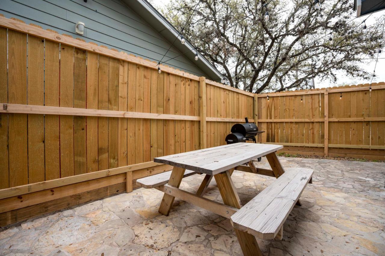 New! The Yellow Door- Downtown Wimberley W/ River Access Exteriör bild